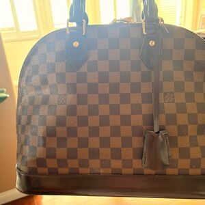 Authentic Louis Vuitton Alma MM - Damier Ebene Handbag w/ Keys & Clochette
